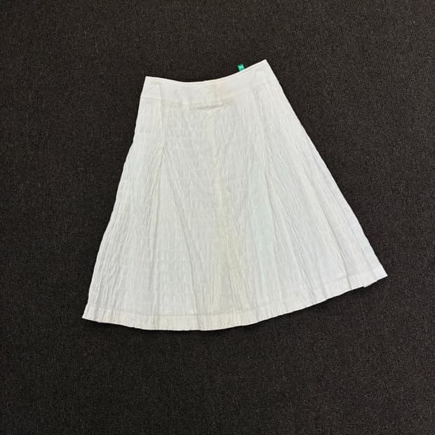 64)Japanese vintage 여성 스모크 자수 화이트 미디스커트