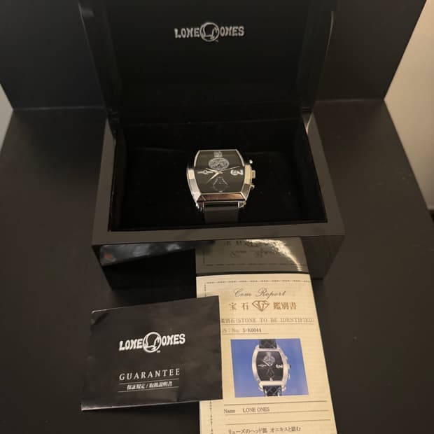 론원스 전세계 200피스 한정 시계 lone ones