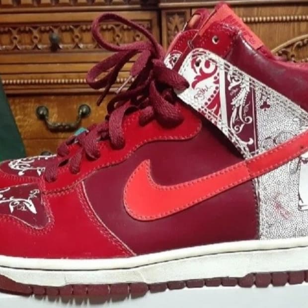 나이키 덩크 하이 프리미엄 돈트렐 윌리스 레드 260