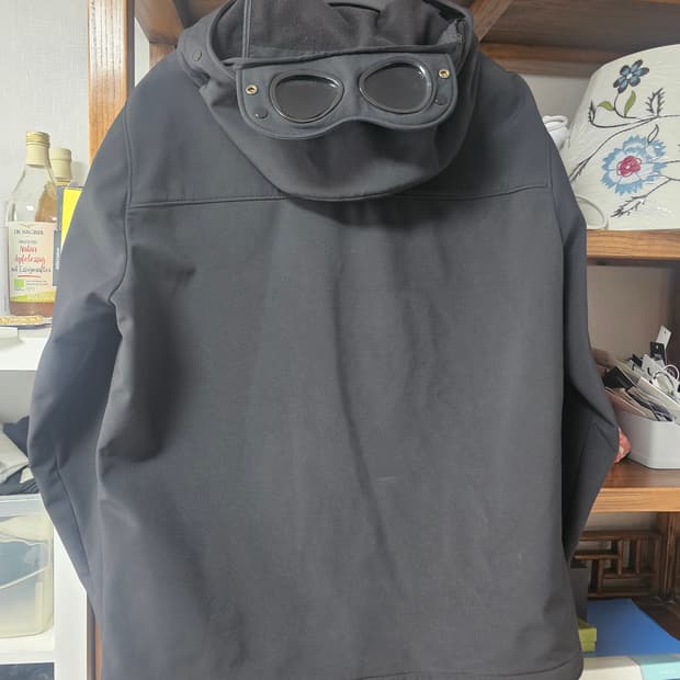 105사이즈)씨피 CP컴퍼니 고글 후드 자켓 팔아요 54 