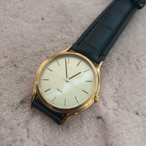 세이코빈티지 금장 드레스워치