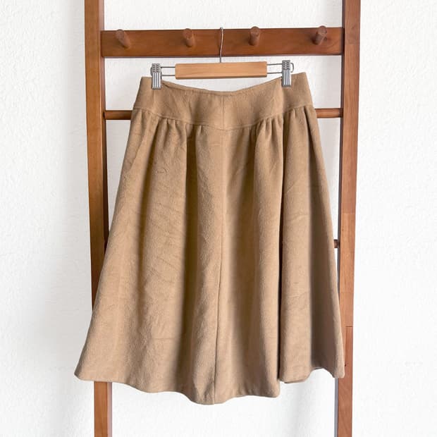 오트 헤리티지 플레어 스커트