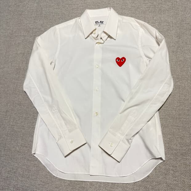 꼼데가르송 레드와펜 셔츠 (우먼스)