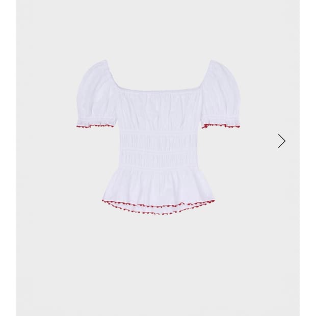 Practical and realistic puff top