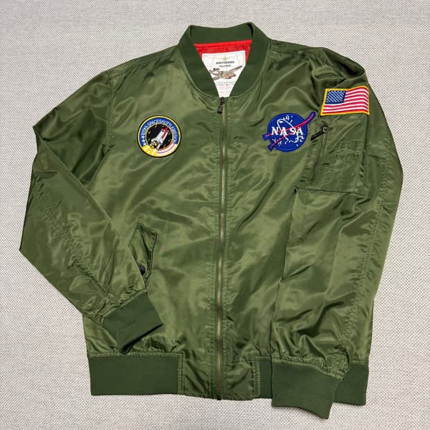 ASSTSERIES NASA 항공 점퍼 카키색