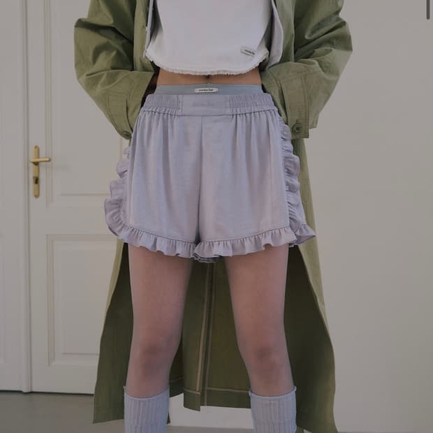 오버듀플레어 프릴 새틴 팬츠 그레이