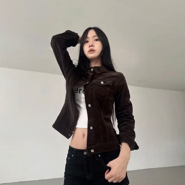 이너뮤트 브라운 골덴 자켓 구해요!!!!