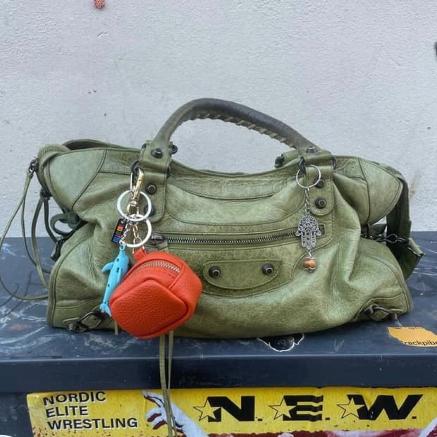 발렌시아가 빈티지 시즌색상 시티백 미디움