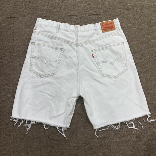 Levi's 리바이스 569 디스트로이드 화이트 데님 쇼츠 반바지