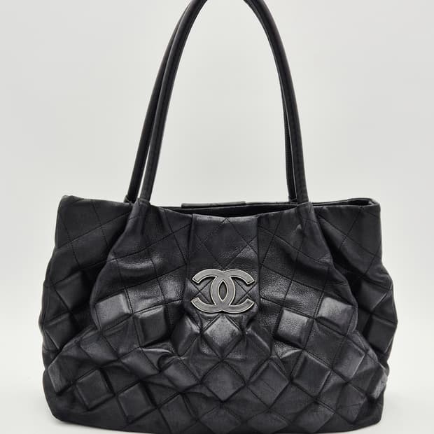 샤넬 큐브 퀼팅 슬론 스퀘어 토트 쇼퍼백