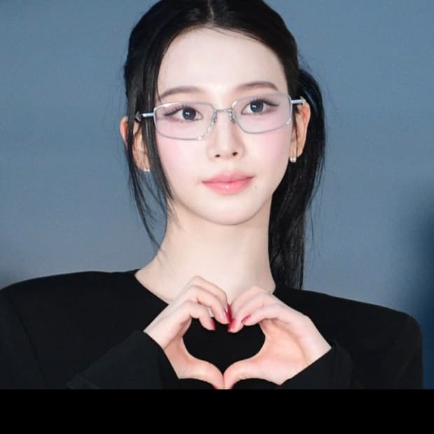 젠틀몬스터 SAGA 02 실버 안경테 새상품