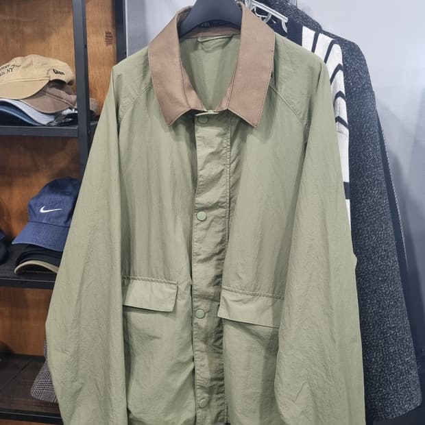 ZARA MAN 가을 남성용 바람막이자켓 110~115 상태최상급