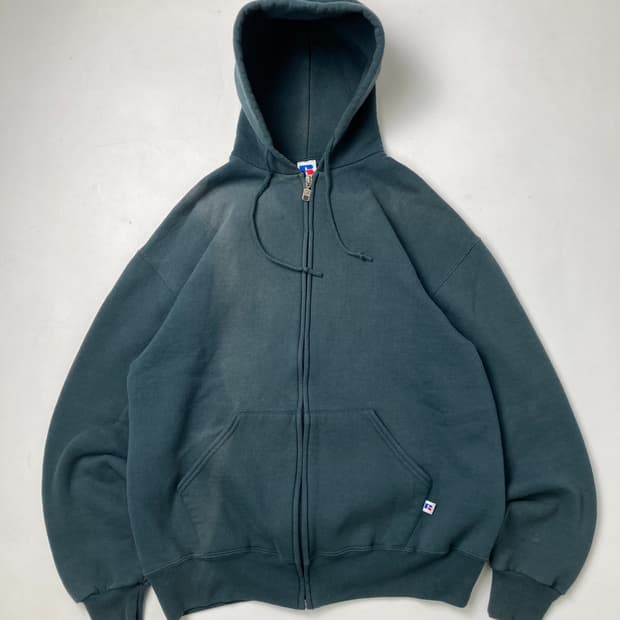 90s Russell Zip Up Hoodie (sage green)