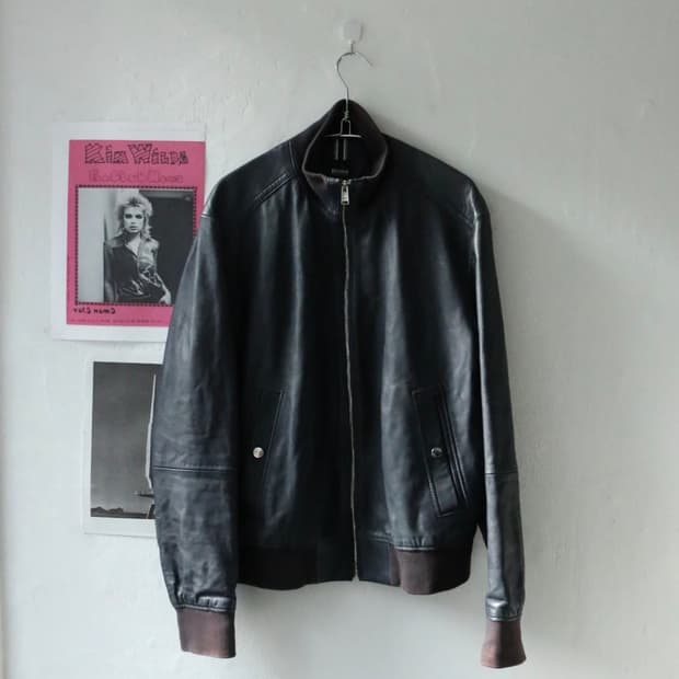 휴고보스 다크블루 램스킨 봄버자켓