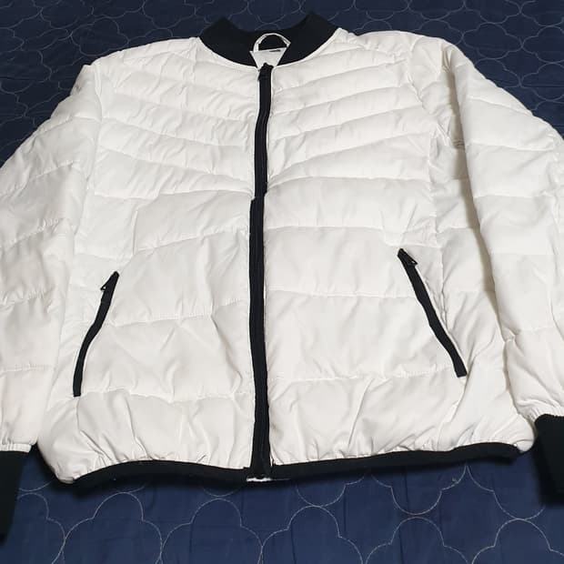 짚업 경량 패딩 자켓 화이트 (L)