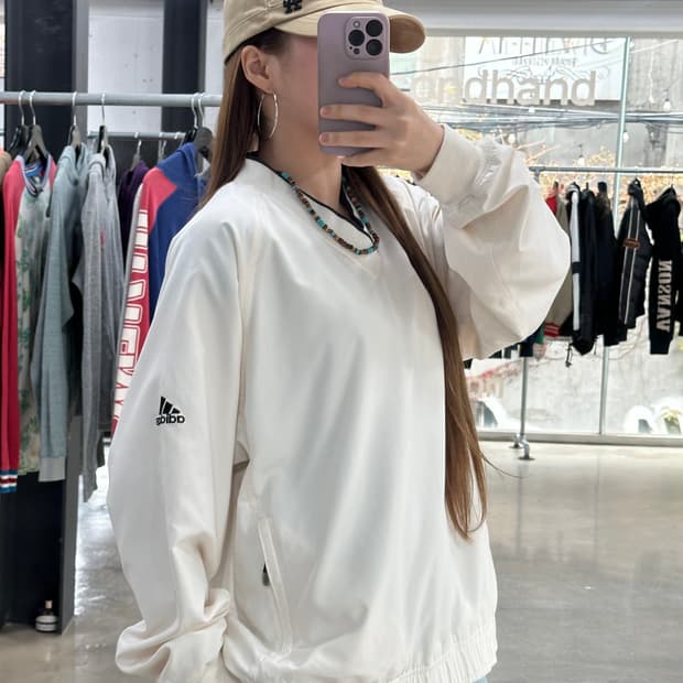 아디다스 자수로고 크림 웜업 