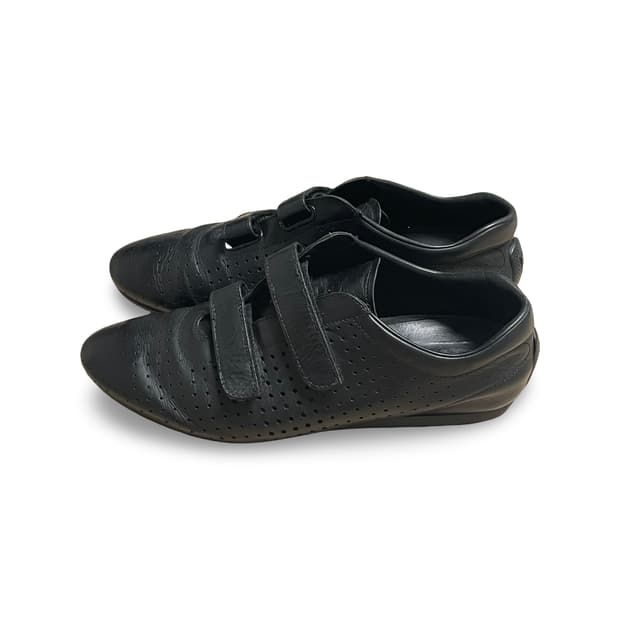 프라다 빈티지 펀칭 레더 벨크로 스니커즈