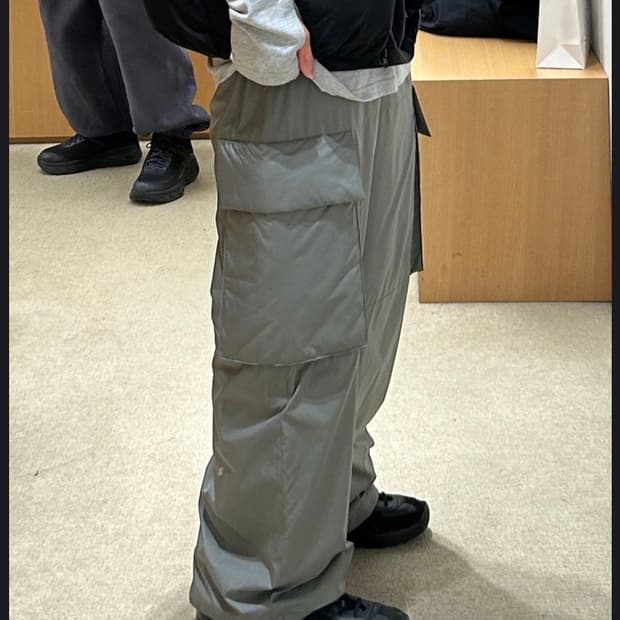 브라운야드 유틸리티다운팬츠