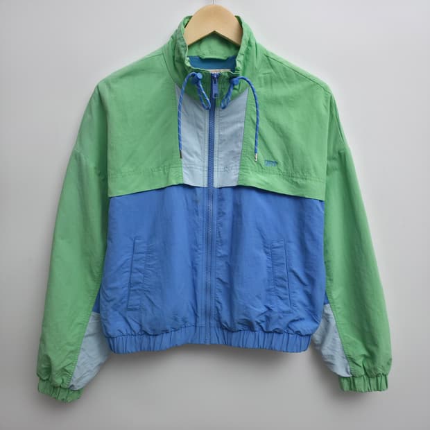 [S] 리바이스 바람막이