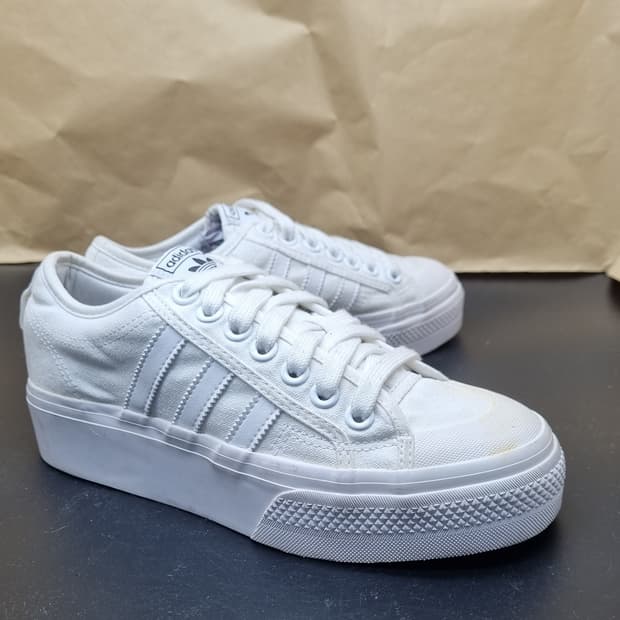 아디다스 니짜 플랫폼 스니커즈 250