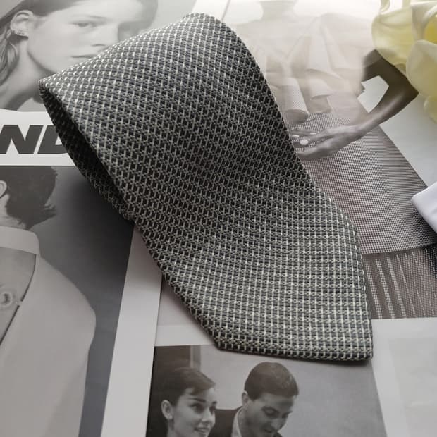 크리지아 우오모 실크 실버 자카드 넥타이 9.1cm A+등급 A18715