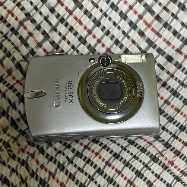 캐논 익서스 750(익시 700,파워샷 SD550)디지털 카메라 디카