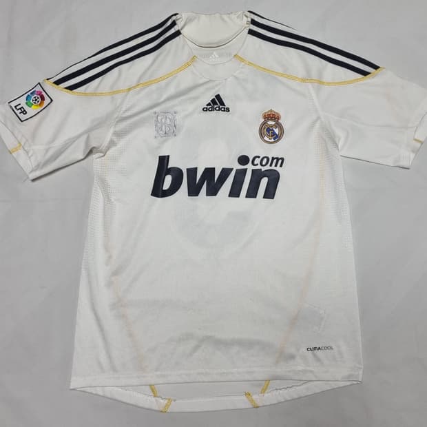 레알 마드리드 홈 호날두 유니폼 팝니다 