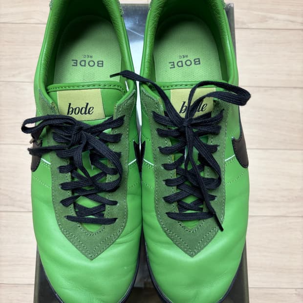 나이키 보디 아스트로그래버 클로로필 블랙 280 판매합니다!