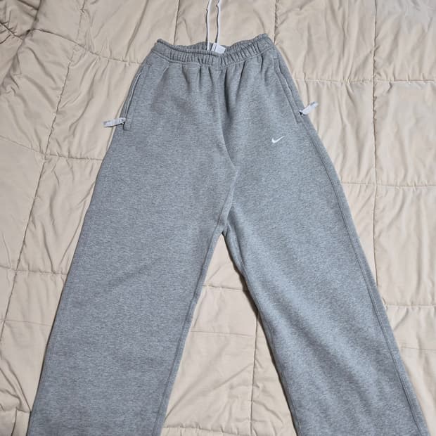나이키 NSW 스우시 오픈 헴 플리스팬츠 2가지 S사이즈 판매합니다
