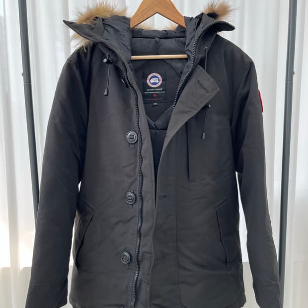캐나다구스 블랙 패딩 S/P