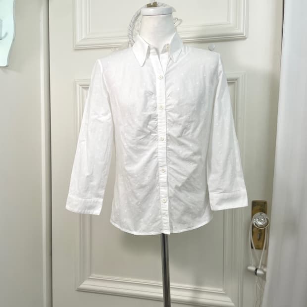 white flower embroidery cotton shirt