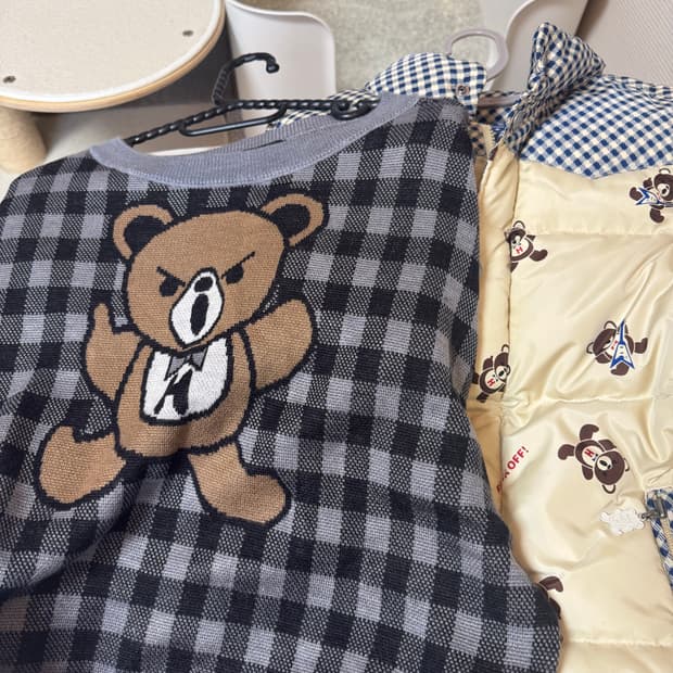 히스태릭글래머 퍽베어 체크 니트