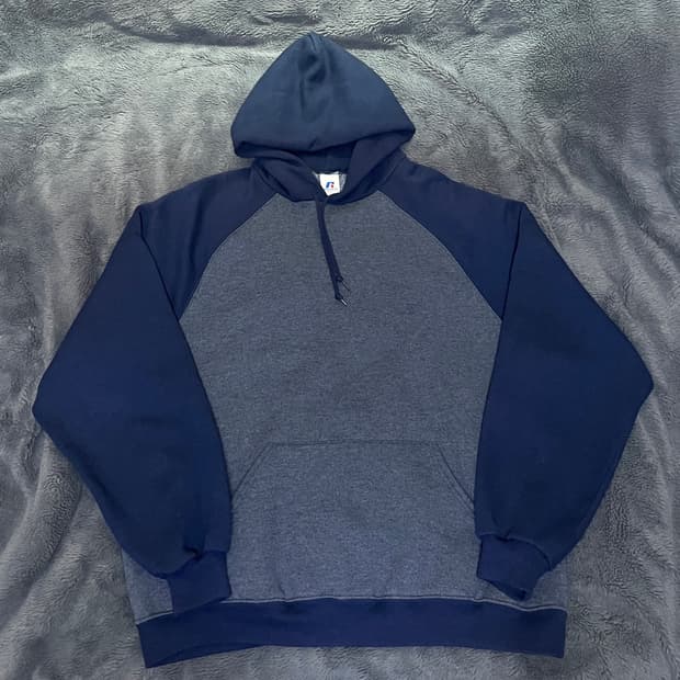 XL) 00s Russell Athletic Raglan Hoodie