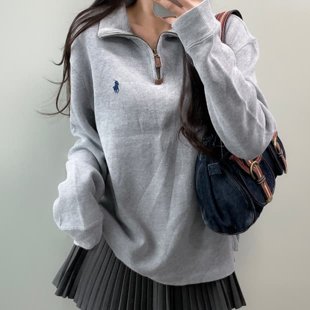 폴로 반집업 니트