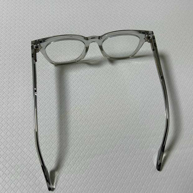 젠몬 투명안경 팝니다