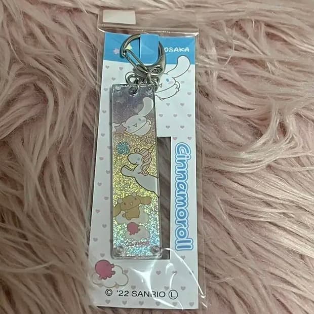 시나모롤 모카 산리오 마스코트 반짝이 키링 아크릴 문어 유니콘 스트랩