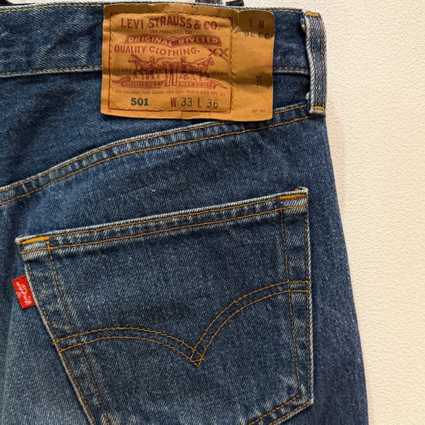 90's Levi's 501 (32, Made In U.S.A)