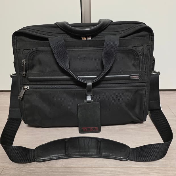 투미(TUMI) Alpha Essential Brief Laptop
