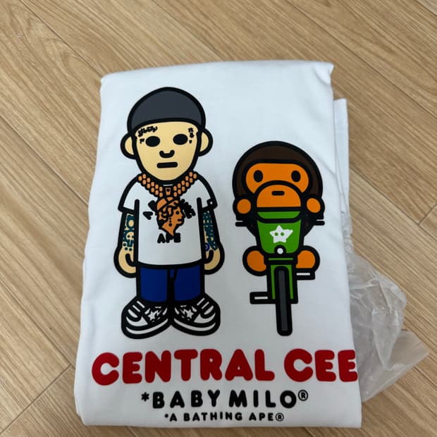 Bape x 센트럴시 티셔츠s