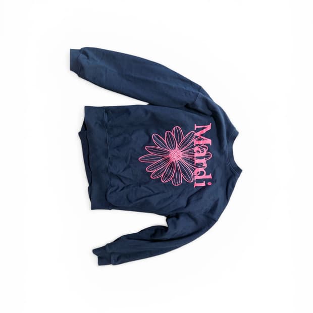 마르디 메크르디 네이비 맨투맨