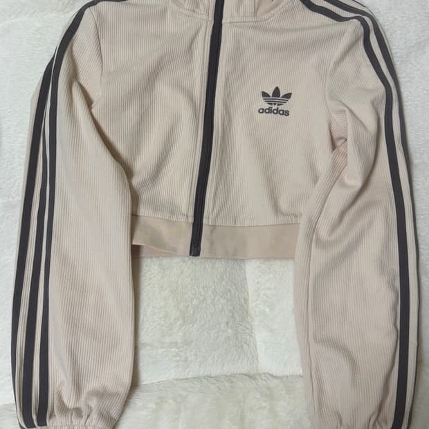 착샷O) 빈티지 아디다스 크롭져지
