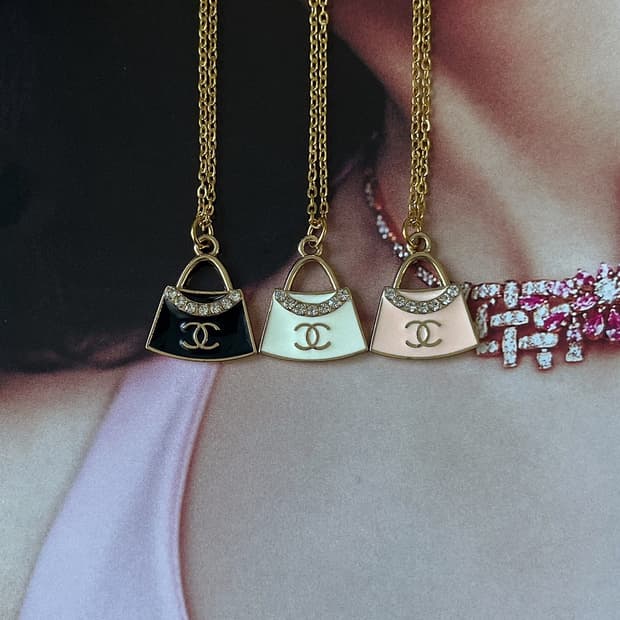 샤넬 큐빅백 골드 업사이클링 목걸이