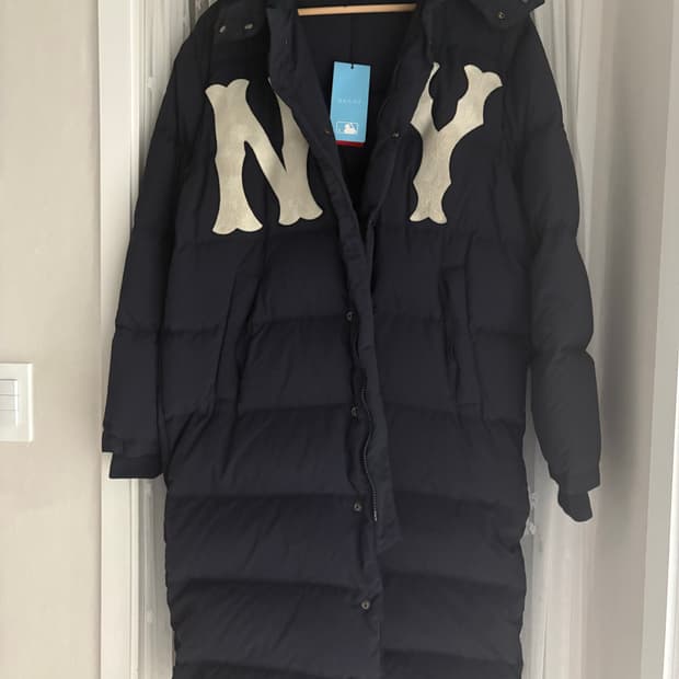 구찌 MLB 콜라보 롱 패딩