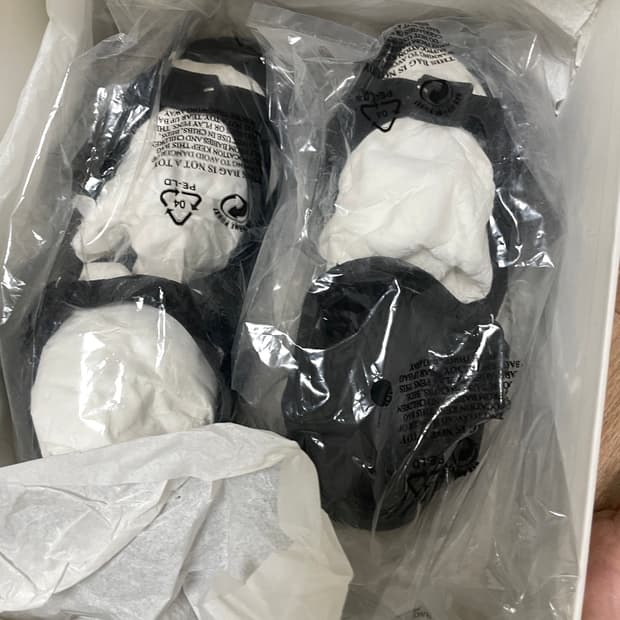 더로우 therow 게리샌들 스웨이드 블랙 36