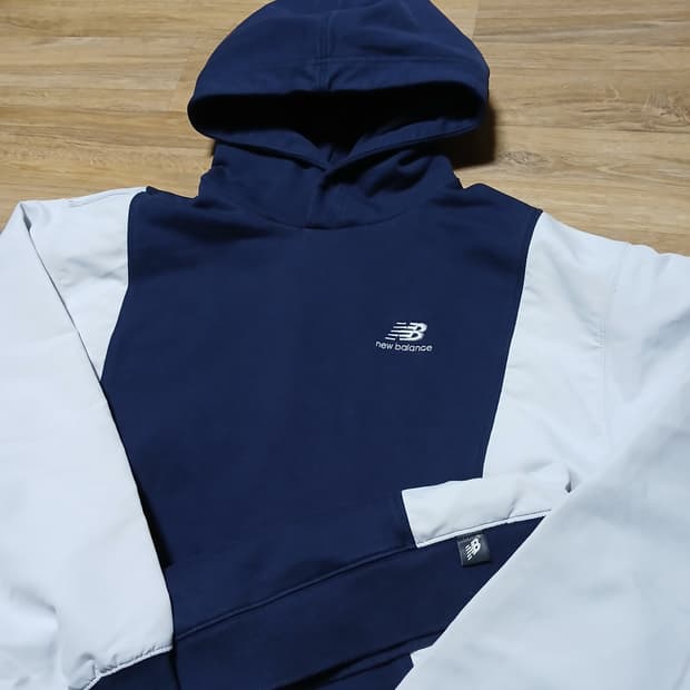 NB 뉴발란스 하이브리드 바람막이 스웻 후드티