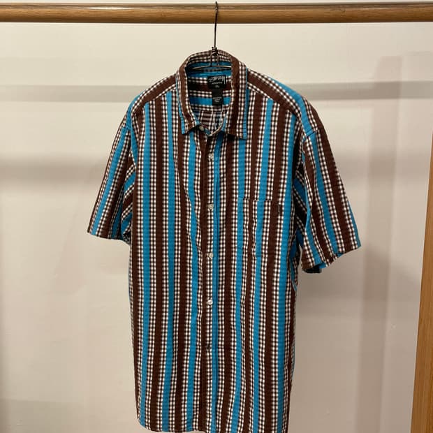 STUSSY HALF SHIRT