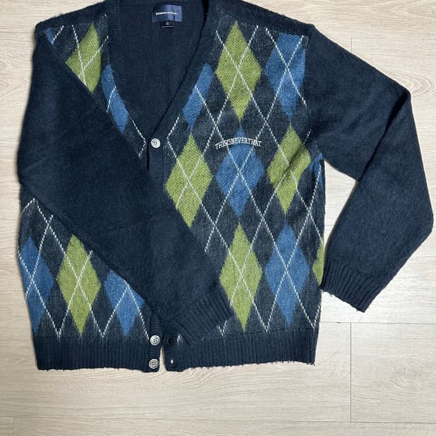 디스이즈네버댓 아가일 가디건 L