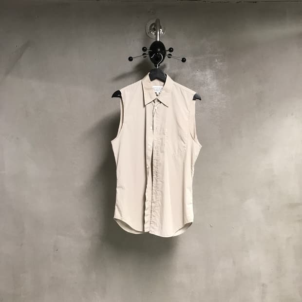 마르지엘라 베이지 민소매 셔츠 38(W)