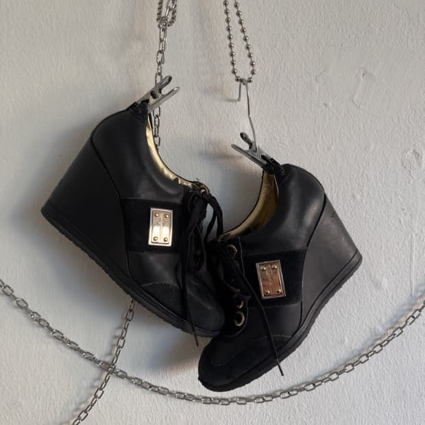 돌체앤가바나 슈레이스 웨지힐 스니커즈