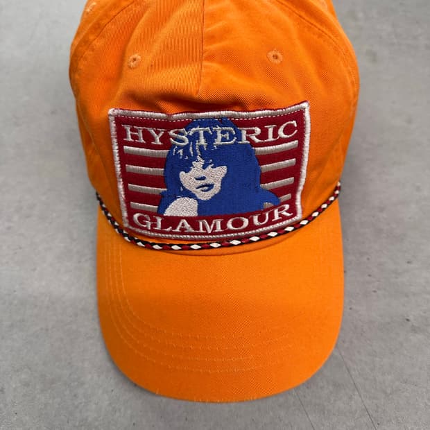 히스테릭 글래머(Hysteric Glamour)의 빈티지 패치 트러커 캡
